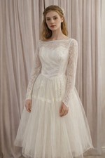 Vintage1980 Ivory Lace Victorian Original Long Sleeve Wedding Dress Tulle
