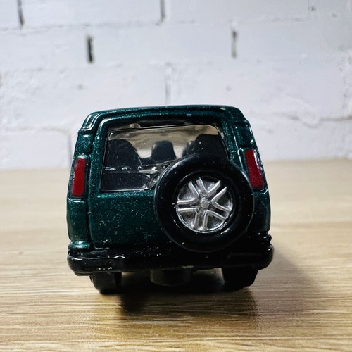 Land Rover Discovery Dark Green 2004 1:64 1/64 Diecast Model Car - Picture 6 of 15