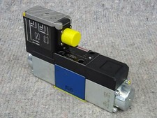 Bosch Ferromatik 0 811 404 152 válvula proporcional 4WRBAE6W32J-2x/G24N9K31/A1M