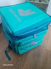 Deliveroo Rucksack und drei isolierte Taschen Set