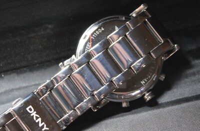 NEW AUTHENTIC DKNY SOHO SILVER CHRONOGRAPH LADIES WOMEN display picture 1