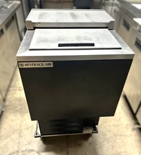 Beverage Air GF24L-B - 24" Black Glass Froster