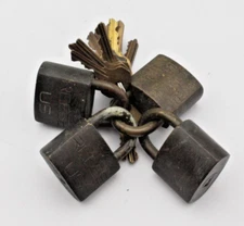 4 Vintage REESE Padlocks with keys (not positive they go together)