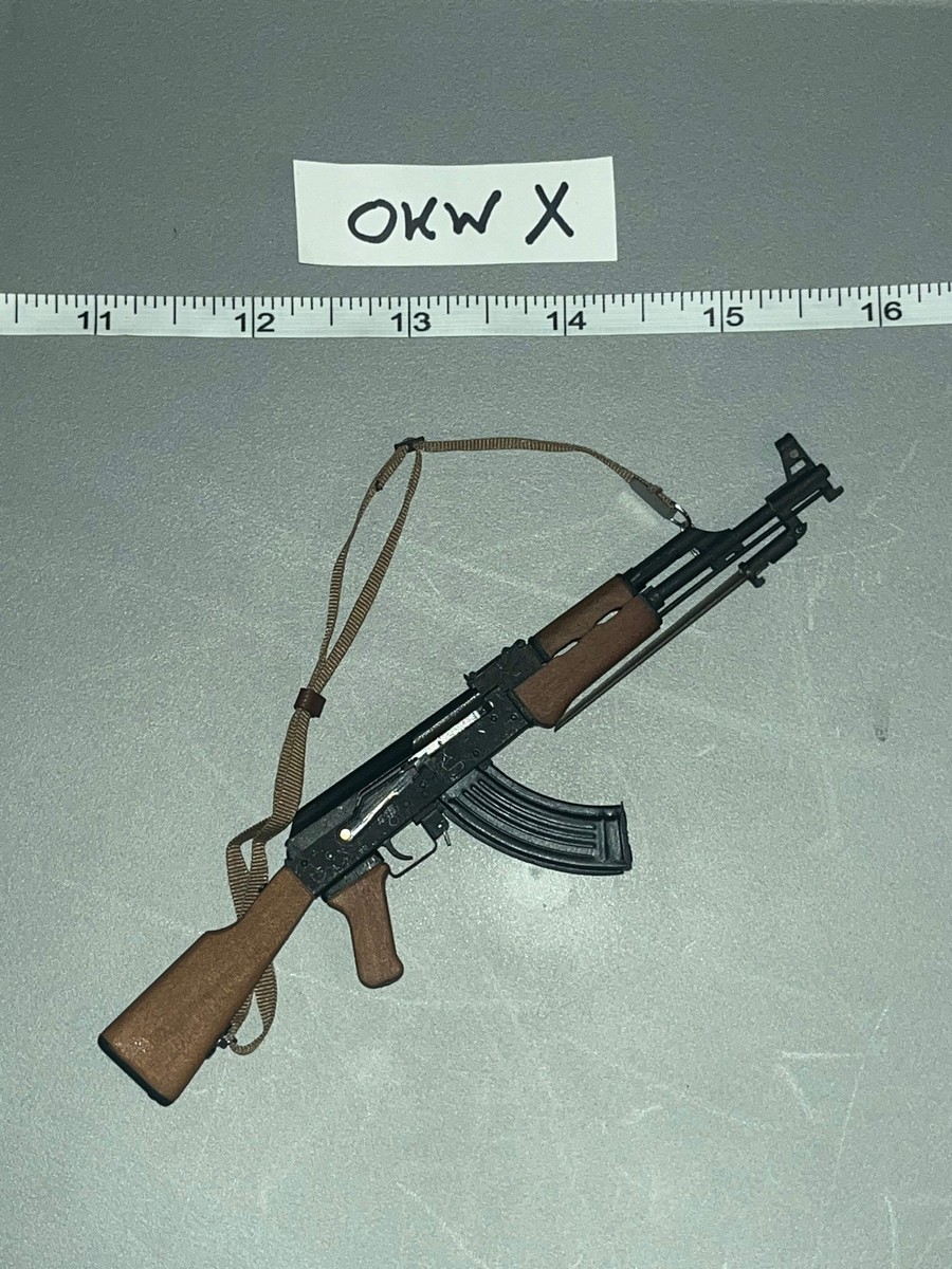1/6 Scale Vietnam Type 56 AK-47 Rifle - NVA Viet Cong - UJINDOU