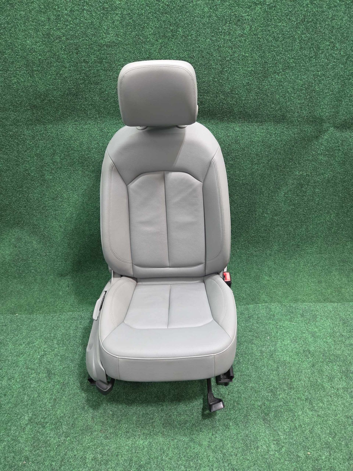 2017-2020 Audi A3 Quattro Right Front Seat Assembly Oem 8v4881806ae 8v0881406ae