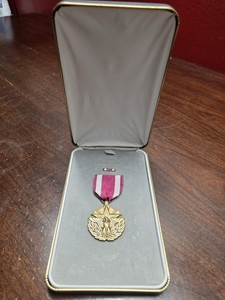 Original US MILITARY MERITORIOUS SERVICE MEDAL 2 Pc Cased Set In Original Box
