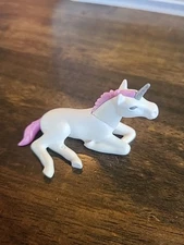 Playmobil Magic Baby reclining white unicorn w/ purple mane & silver horn