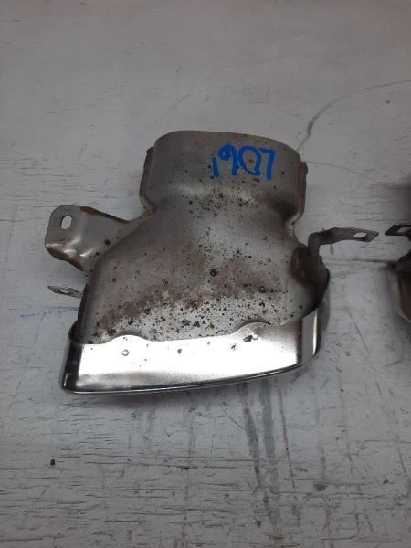 Mercedes-Benz E550 2010 puntas de escape dobles cromadas OEM Foto 2 de 4