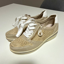 Caprice Damen Sneaker Low Top beige EU 36 Sch...