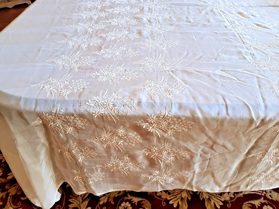 Rideau/Store/ des années 50 en voilage brodé de fleurs  ,230 cm x 230 cm - Photo 2/4