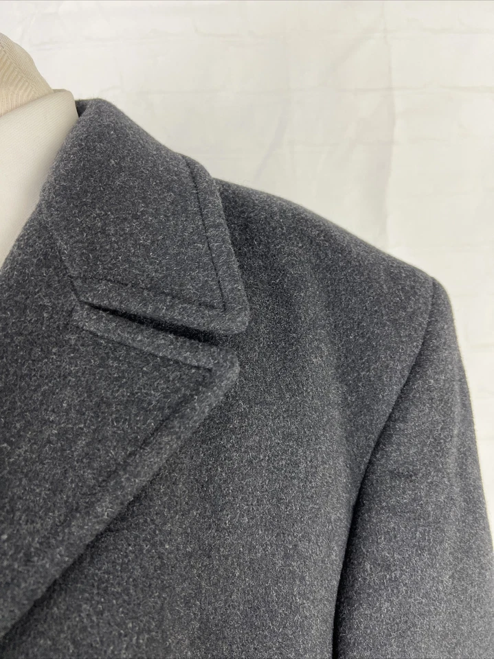 Gabardina lisa Otoño/Invierno Jones New York para hombre gris oscuro/negro 44R $795 Foto 2 de 4