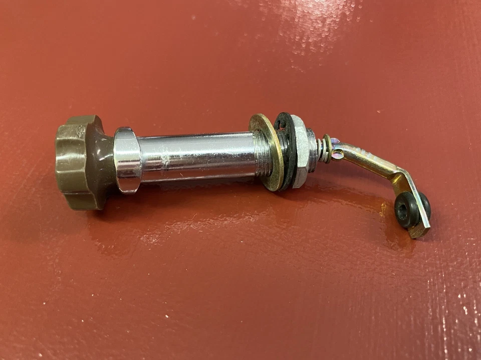 1946 FORD DELUXE DASH PANEL WINDSHIELD WIPER CONTROL SWITCH & KNOB - Image 4 of 4