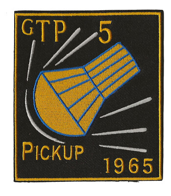 NASA Gemini 5 pick up space program US Navy ship recovery force patch