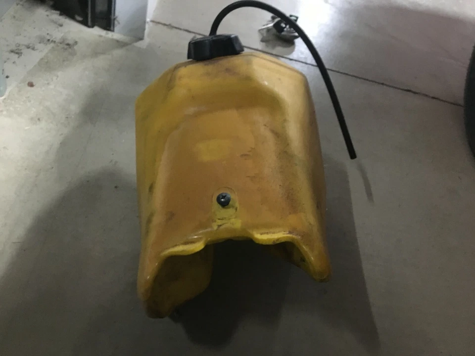 Suzuki RM80 RM80S 1986 1993 1996 2001 tanque de combustible gasolina OEM RM 80 RM 80S 93 94 95 97 Foto 2 de 4