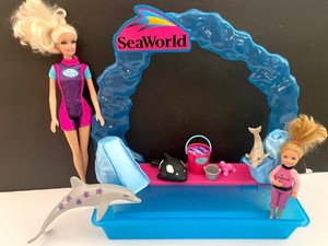 barbie seaworld trainer