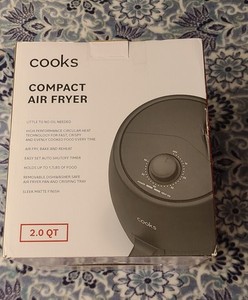 Cooks 2 Qt Air Fryer  Black  New In Box  Air Fry Bake And Reheat  New