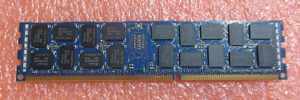 Fujitsu S26361-F4415-L515 8GB PC3-10600 DDR3-1333MHz ECC CL9 240P DIMM Memory - Image 2 of 4