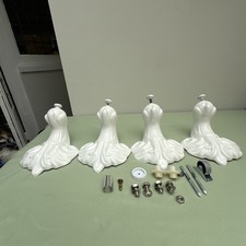 Gloss White Cast Iron Bath Feet with some Fittings.      (B150)