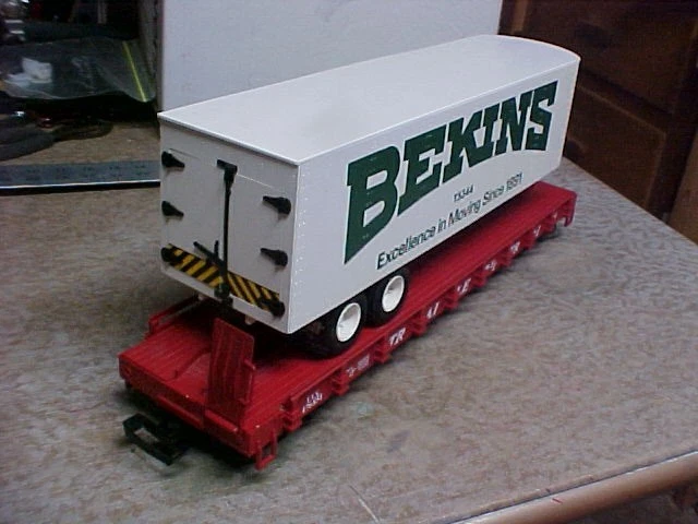 USA TRAINS R17044 UNION PACIFIC TRAILER TRAIN No. 476851 FLAT CAR Bekins G Scale - Image 4 of 4