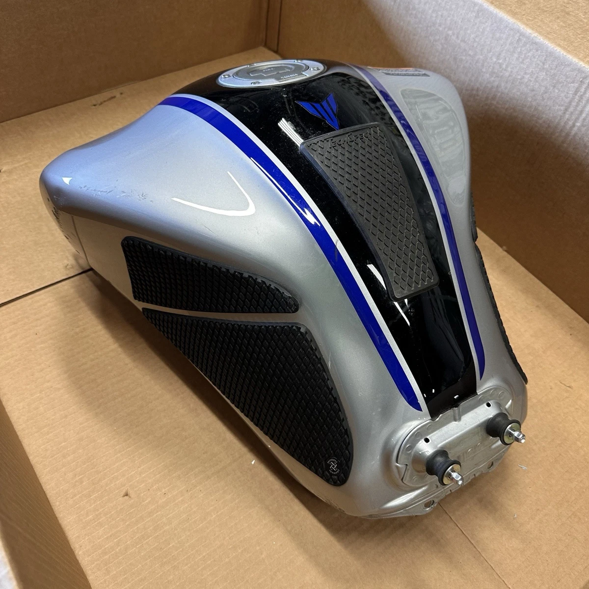 Motorcycle & Scooter Fuel Tanks for 2021 Yamaha MT-09 for sale | eBay