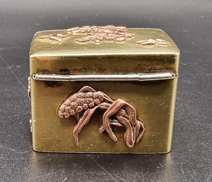 銅蟲 煙草入れ(木箱あり)1956年製：Old Copper box：Japan 銅蟲 煙草入れ(木箱あり)1956年製：Old Copper box：Japan