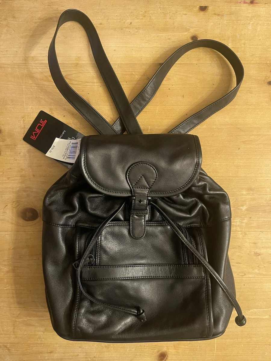 Tumi Black Leather Small 90’s Drawstring Backpack Style 921 Travel Everyday Bag Tumi Drawstring Backpack Bags & Handbags for Women for sale  main image 4