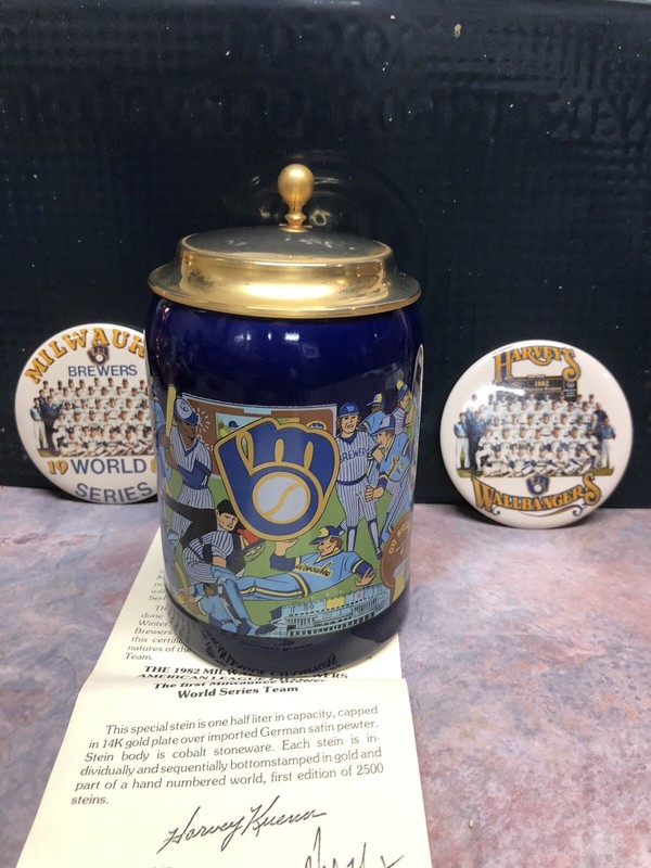 Vintage 1982 Milwaukee Brewer First World Series  American League Mug, +  2 Pins