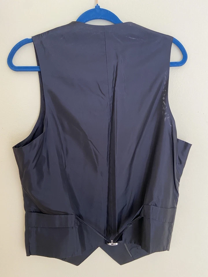 Chaleco Giorgio Armani NEGRO - Chaleco de Lana y Cachemira/MINORISTAS $800 HECHO EN ITALIA Foto 4 de 4