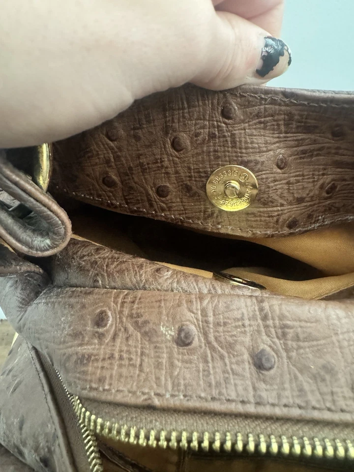 Isabella Adams Ostrich Embossed Leather Purse Hand Bag Shoulder Carry Tote - Image 4 of 4