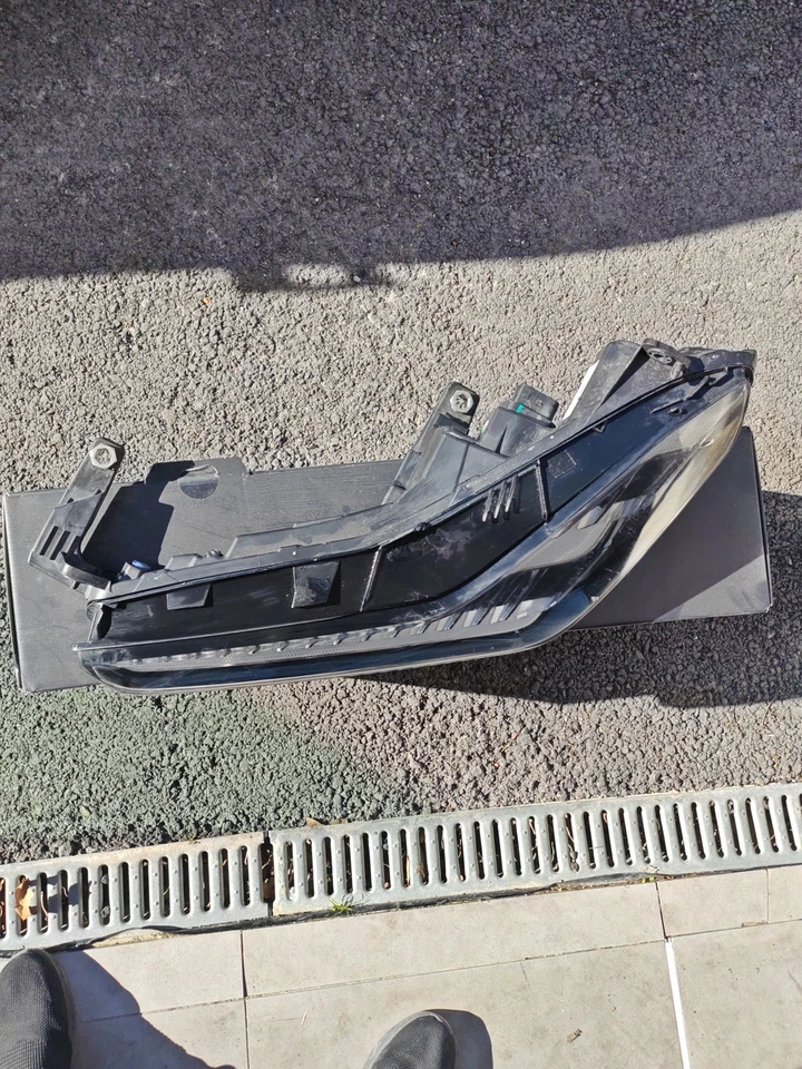 Feux Supérieur Avant Gauche Lotus Eletre 2023 Et Plus - Photo 2/4