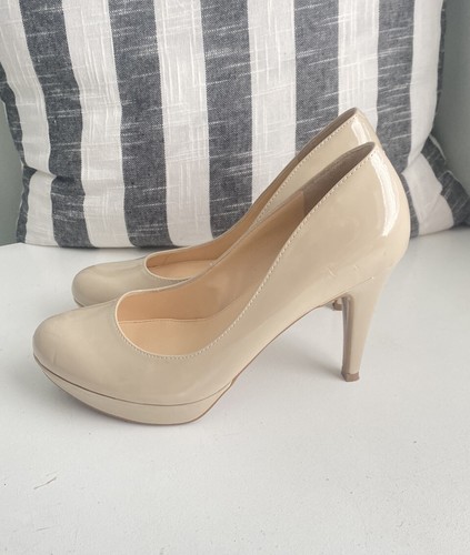 Marc Fisher Nude Plataforma Tacones Zapatos de salón beige brillante de  patente para mujer Talla 7 | eBay