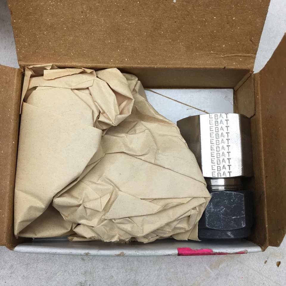 NEW BOX OF 1 PARKER 10-8 GBZ-SS CPI FEMALE PIPE ADAPTER 5/8" TUBE X 1/2" NPT - Image 2 of 4