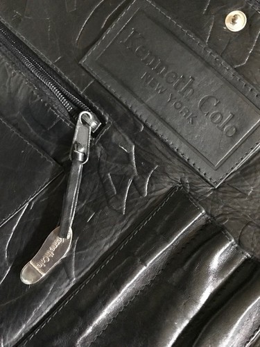 VTG SHOES Black EMBOSSED LEATHER Messenger Tote Purse CrossBody Bag KENNETH COLE - Picture 8 of 12