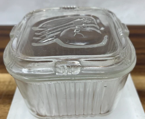 Vintage Federal Glass Rib Clear Glass Refrigerator Dish Box with chipped lid