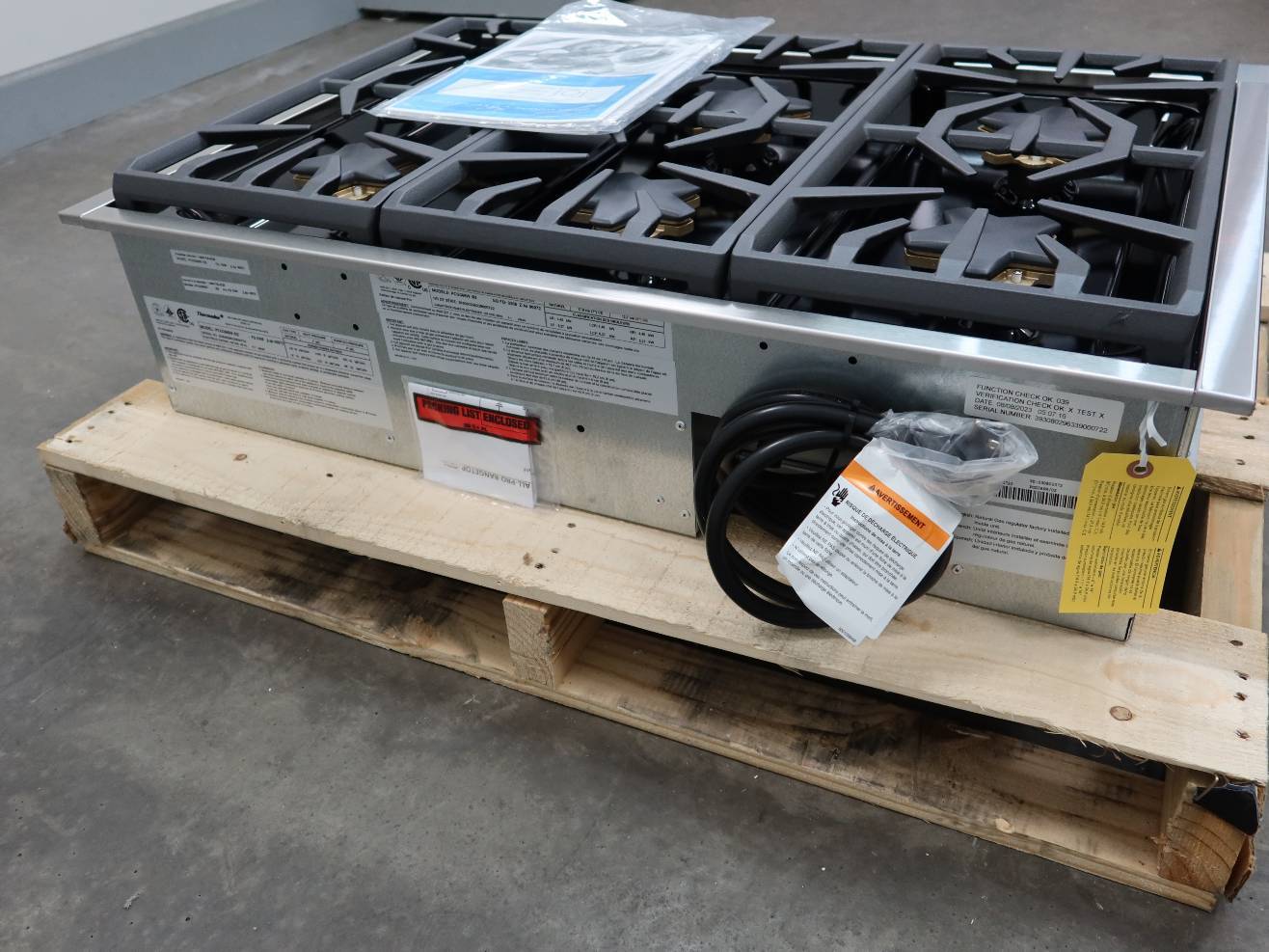 Thermador Professional Series 36" 6 Star Burner Stainless Gas Rangetop