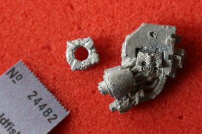 Games Workshop Warhammer 40K Space Marines Dreadnought Power Faust Arm Metall GW