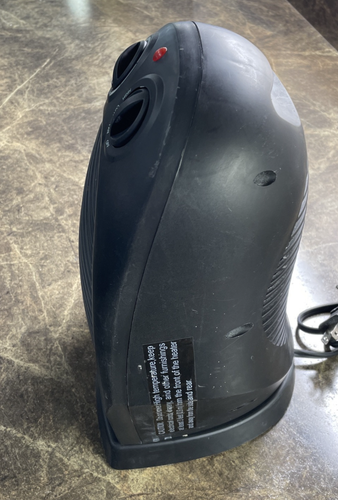 Comfort Zone Oscillating Compact Heater/Fan - Model CZ50BK - USED - Picture 4 of 7