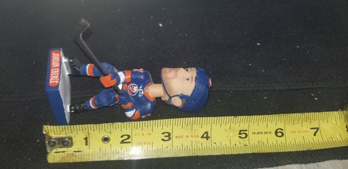 JORDAN EBERLE NHL STAR LEGEND MINI BOBBLEHEAD STADIUM GIVEAWAY NICE - Picture 2 of 5