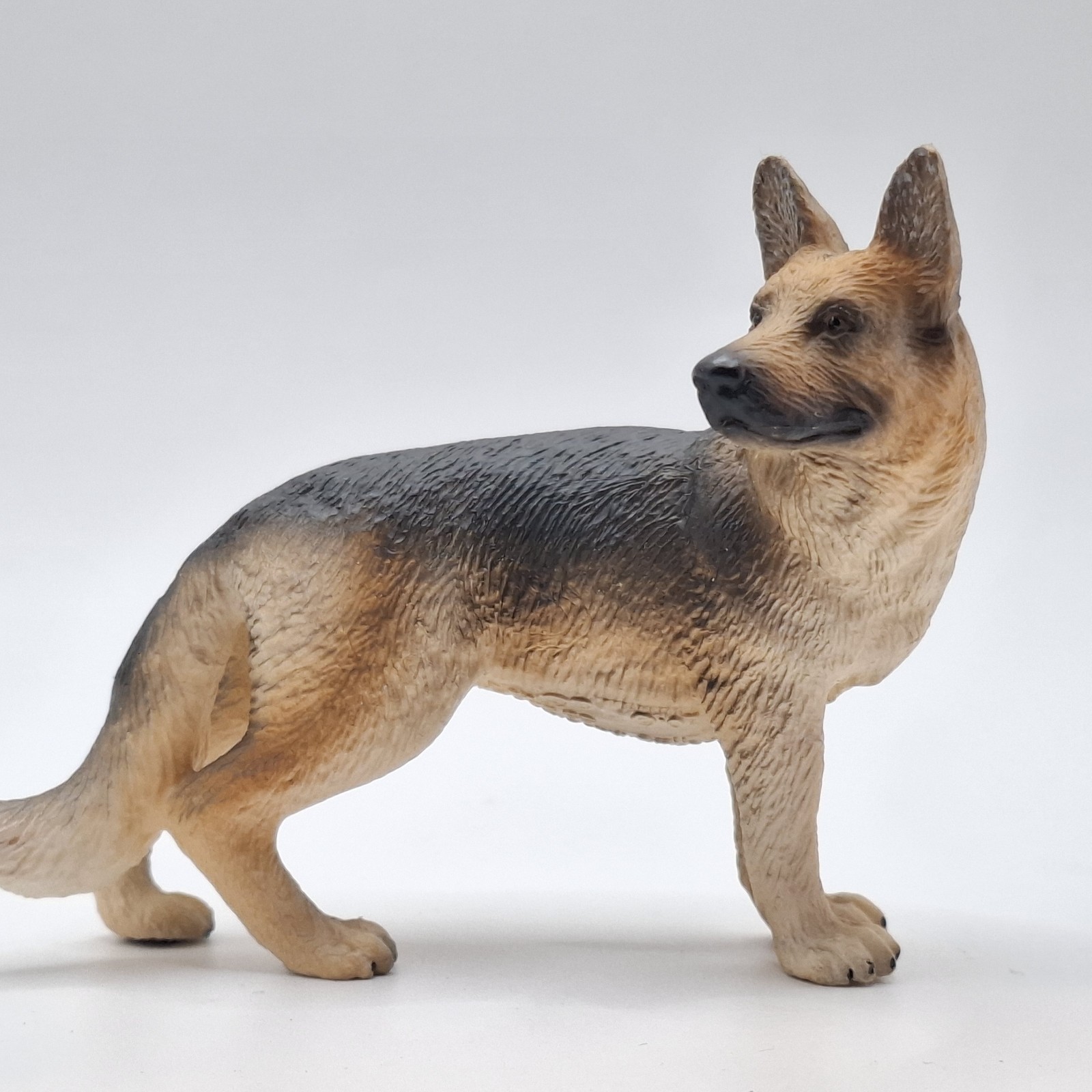 Schleich German Shepherd Dog 16375 Figure Retired Domestic Animals 2007