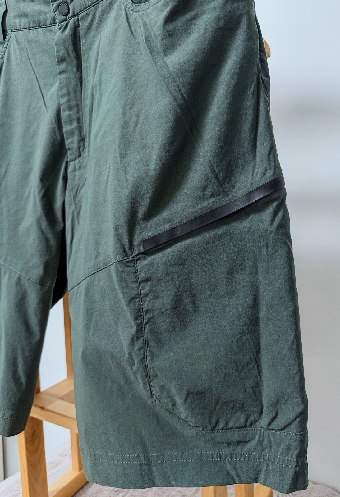 Peak Performance L Outdoor Technical Stretch Hiki… - image 3