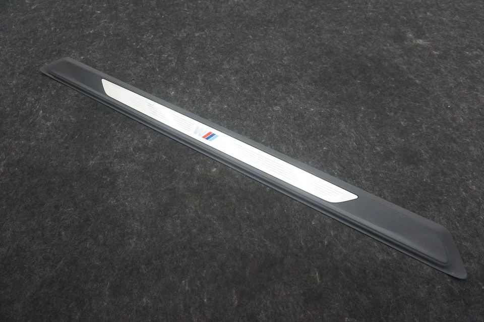 Conjunto 2 guarnições dianteiras esquerda e direita M Performance soleira 51472361172 BMW M2 F87 2016-21 - Imagem 2 de 4