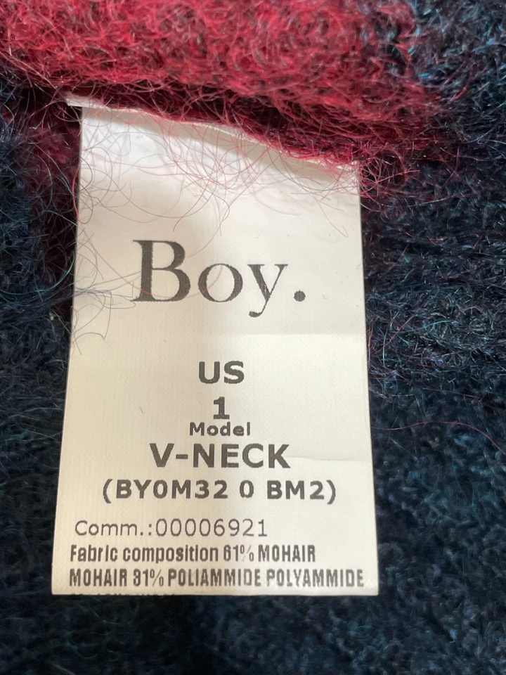 Menino. Suéter feminino Band of Outsiders tamanho 1 (S) listrado mohair gola V vermelho marinho - Imagem 4 de 4