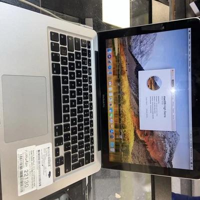 Apple MacBook Pro 13" 2011 · i5 · 4GB · 256GB