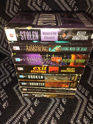 Kelley Armstrong 8-Book Lot   Women of the Otherworld Series & Related Titles | 