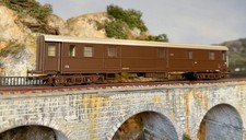 ROCO 44695 H0 Carrozza Postale FS Italia Carrozza Postale Tipo Uz Marrone Castano