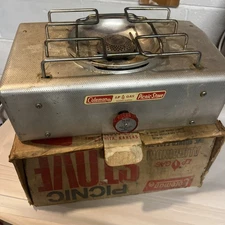 Vintage Coleman Aluminum Picnic LP Gas Stove One Burner Model 5404 Original Box