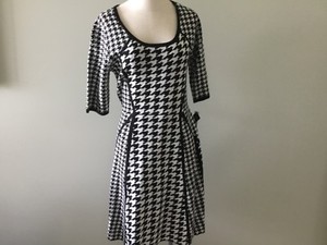 sandra darren dress
