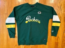Green Bay Packers The Wild Collective Green Pullover Shirt Adult Medium