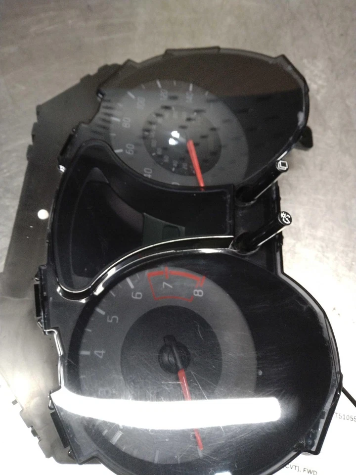 2015 Nissan JUKE Speedometer Gauge Purple OEM Used 85K Miles Scuffs - Image 3 of 4