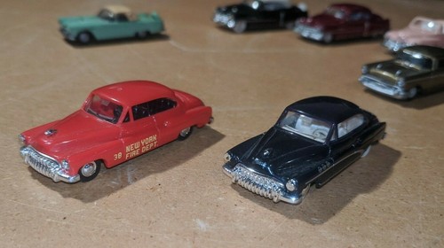 Lotto di 8 praline vintage Cadillac Buick Mercedes Thunderbird scala 1/87 GERMANIA - Foto 2 di 7